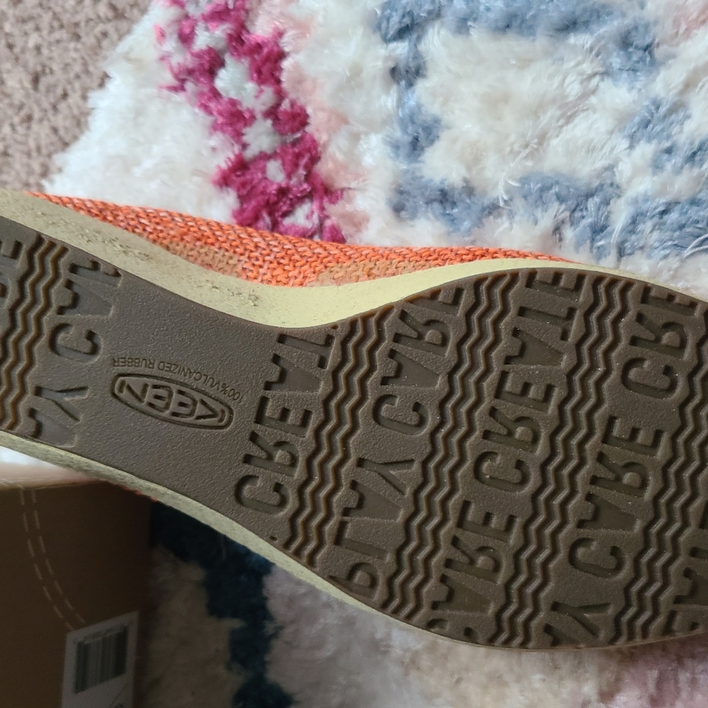 Keen - Picture 7 of 8